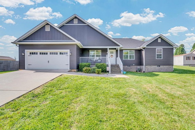 610 N McBroom Chapel Rd