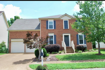 2028 Glastonbury Dr
