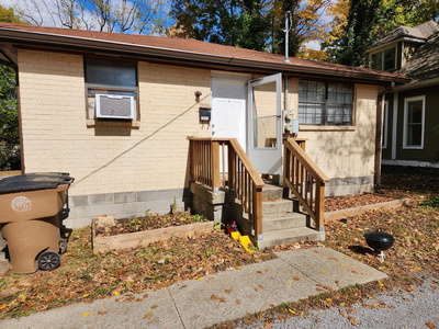 1411 Douglas Ave