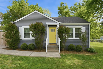 86 Evelyn Dr