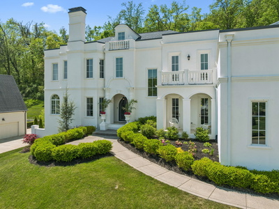 1077 Stockett Dr