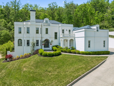 1077 Stockett Dr
