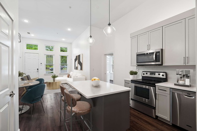 760 Wedgewood Park