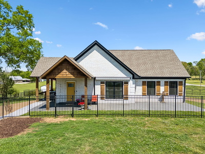 2104 Williamsport Pike