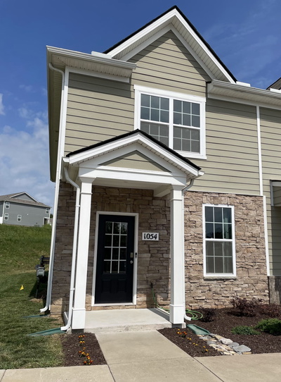 1054 Woodbridge Blvd