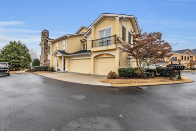 707 Renaissance Court