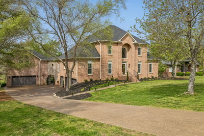1018 Heritage Woods Dr