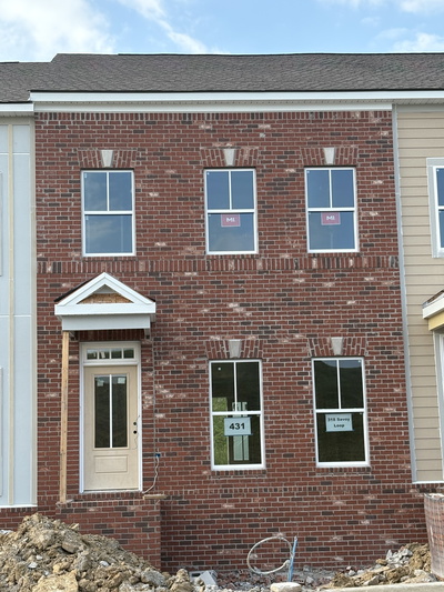 318 Savoy Loop