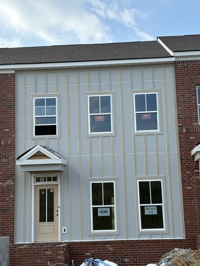 320 Savoy Loop
