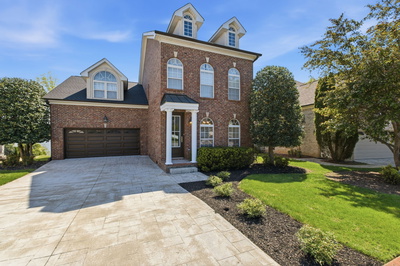 1046 Isaac Franklin Dr