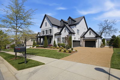 1037 Firestone Dr