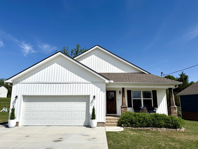 114 Lexington Cv