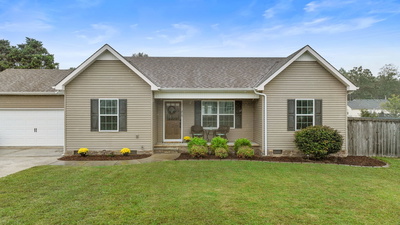 216 Williamsburg Cir