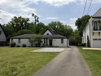 1921 Castleman Dr