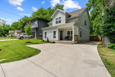 528 Veritas St