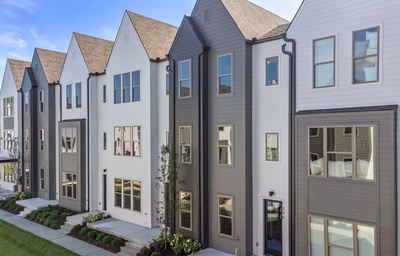 Exterior view of 328 E Village Ln in Nashville, TN