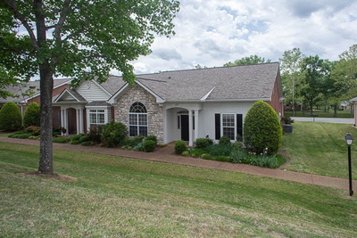7037 Sunrise Cir