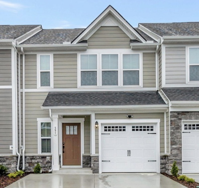 391 Camargue Ct
