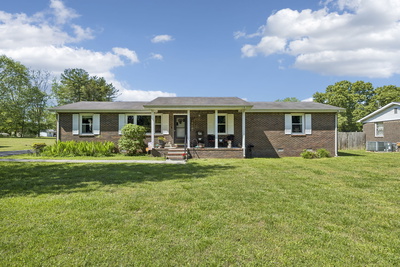 302 Highland Dr