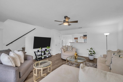305 Doe Ridge Ct