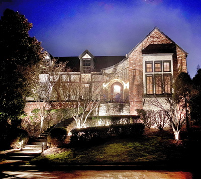 55 Whitworth Blvd