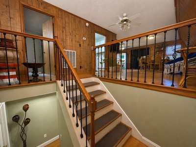 135 Cross Ct