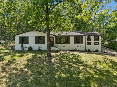 703 Clematis Dr