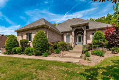 8044 Charlotte Pike