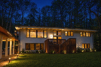 888 Forest Acres Dr