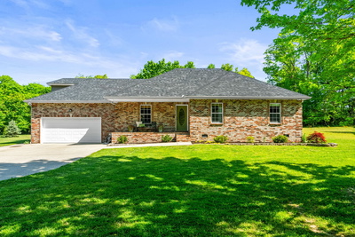 1011 Adam Ct