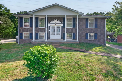 713 Huntington Pkwy