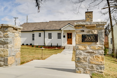 2600 Belmont Blvd