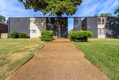 105 N BELVEDERE BLVD