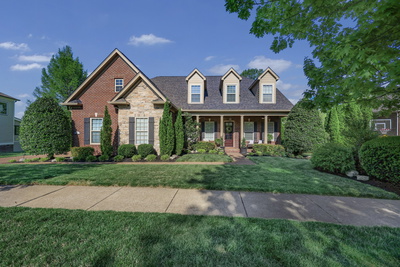 721 Springlake Dr