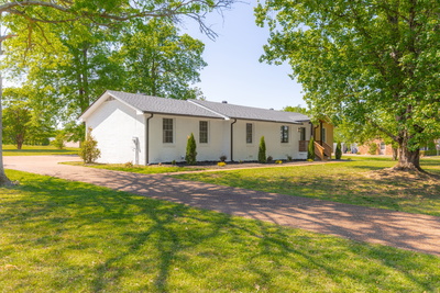310 Lisa Ln