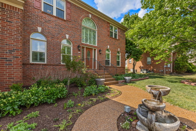 318 Logans Cir