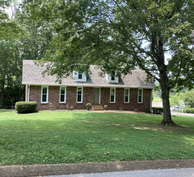 2202 Country Club Lane