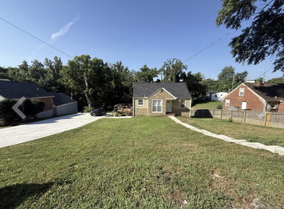 1303 Saturn Dr