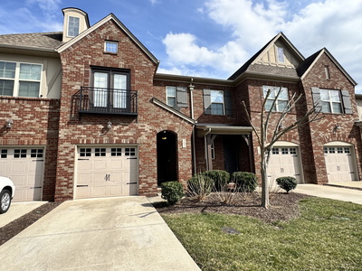 207 Bixby Private Ln