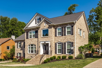 102 Fairlake Ct