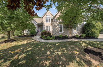 3418 Lawncrest Cv
