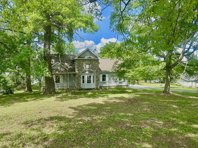 141 S Palmers Chapel Rd