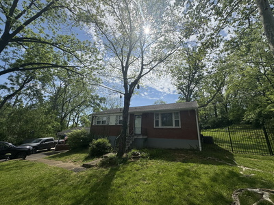 177 Briggs Ave
