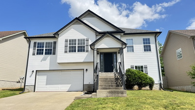 688 Fox Trail Ct