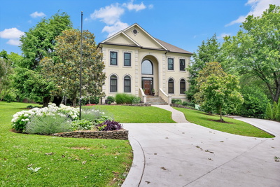 749 Adkisson Ln