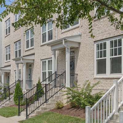 160 Burkitt Commons Ave