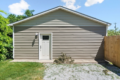 478 Thompkins Ln
