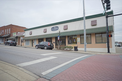 125 S Water Ave