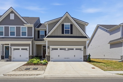 380 Camargue Ct
