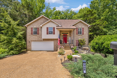 1708 Elm Run Way